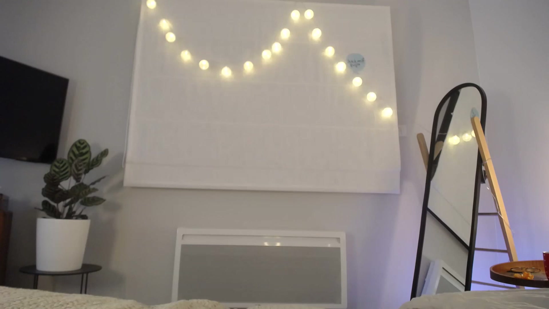 Gallery image thumbnail from ImKeira's myfreecams stream on, 03/11/2023, 17:20 image 20 of 20