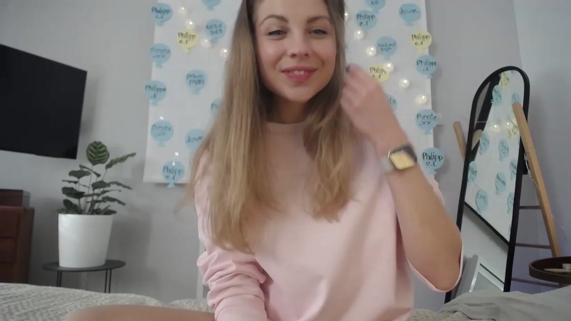 Gallery image thumbnail from ImKeira's myfreecams stream on, 03/14/2023, 16:09 image 7 of 20