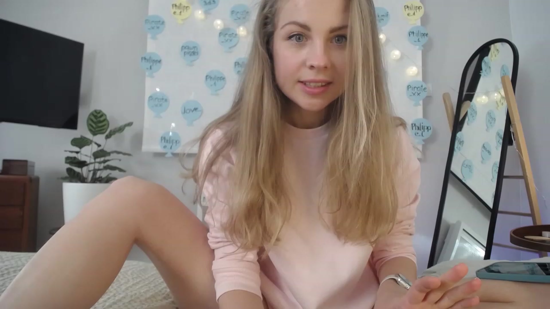 Gallery image thumbnail from ImKeira's myfreecams stream on, 03/14/2023, 17:11 image 1 of 20