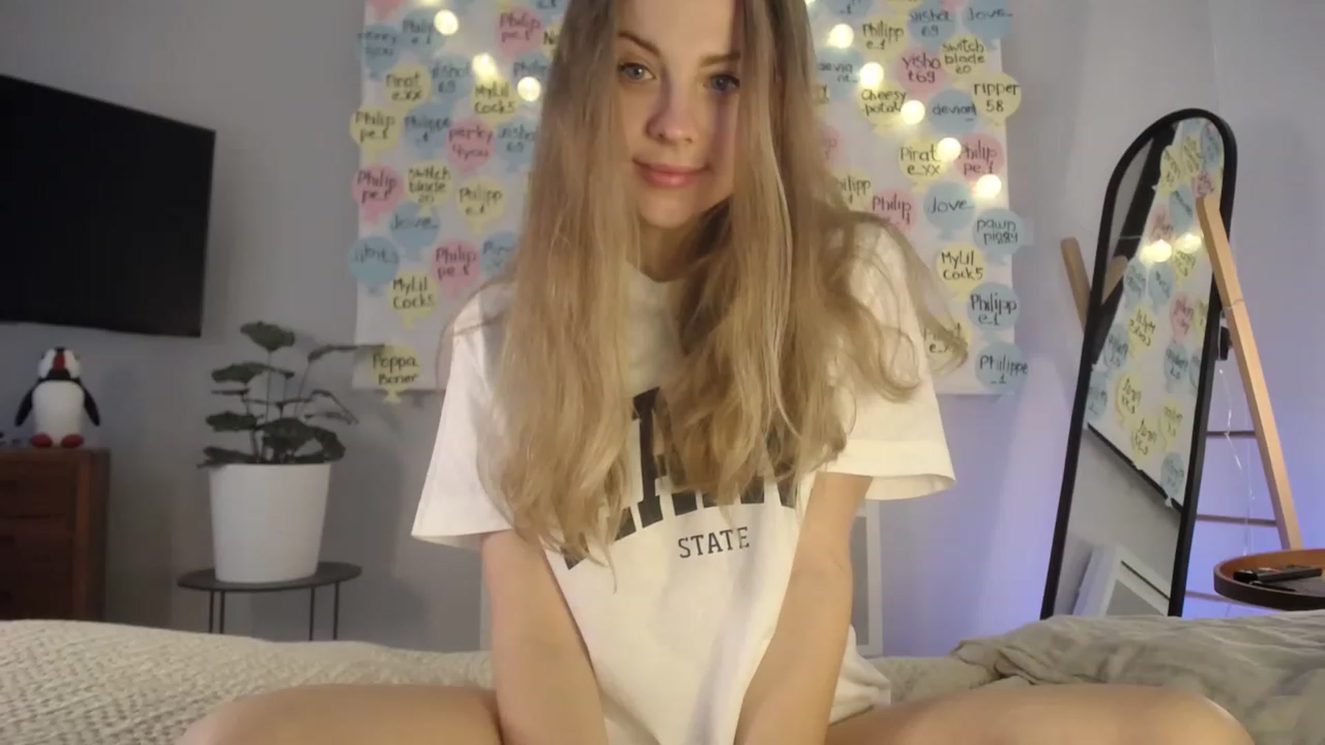 Gallery image thumbnail from ImKeira's myfreecams stream on, 03/23/2023, 17:10 image 6 of 20