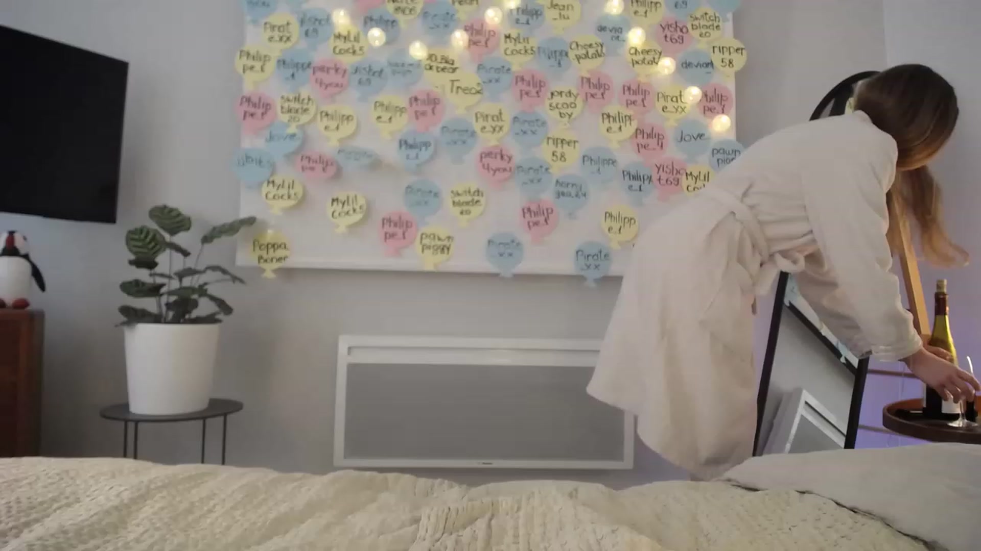 Gallery image thumbnail from ImKeira's myfreecams stream on, 03/24/2023, 17:28 image 2 of 20