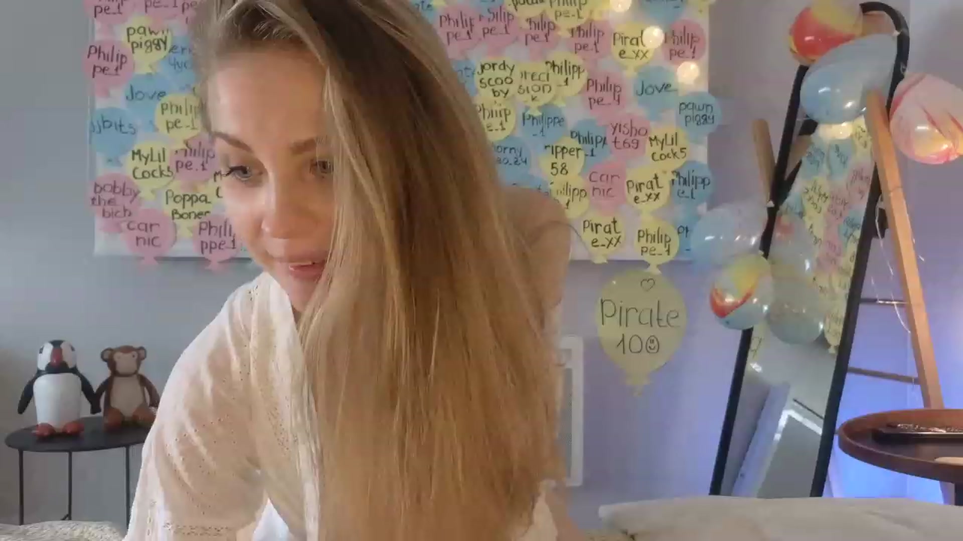 Gallery image thumbnail from ImKeira's myfreecams stream on, 04/07/2023, 16:52 image 14 of 20