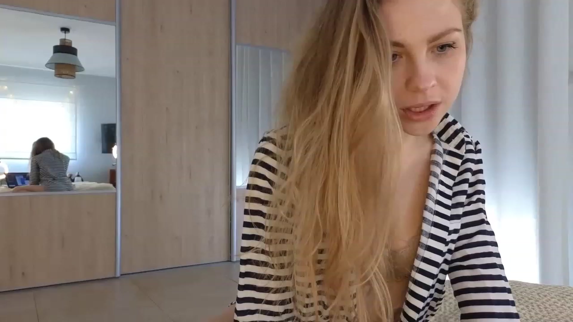 Gallery image thumbnail from ImKeira's myfreecams stream on, 04/11/2023, 16:04 image 13 of 20