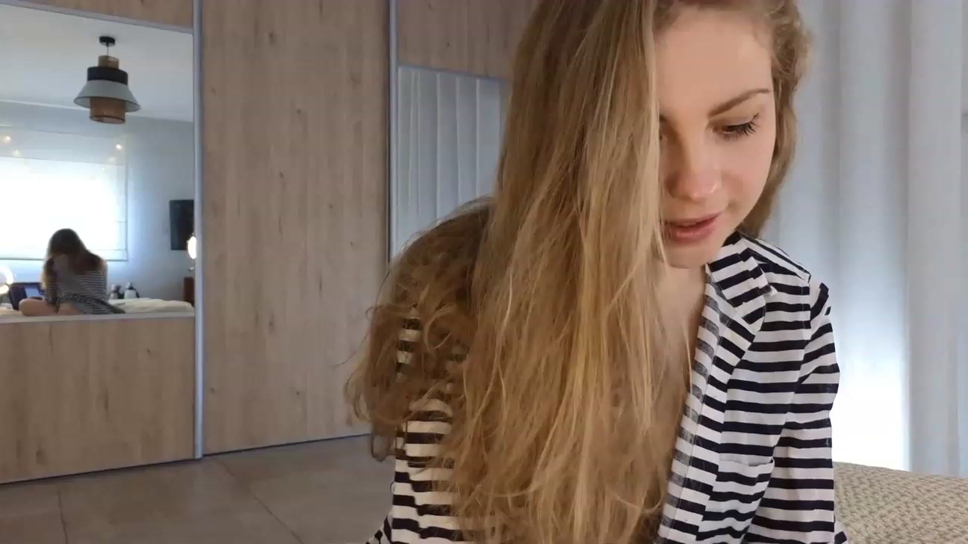 Gallery image thumbnail from ImKeira's myfreecams stream on, 04/11/2023, 16:04 image 1 of 20