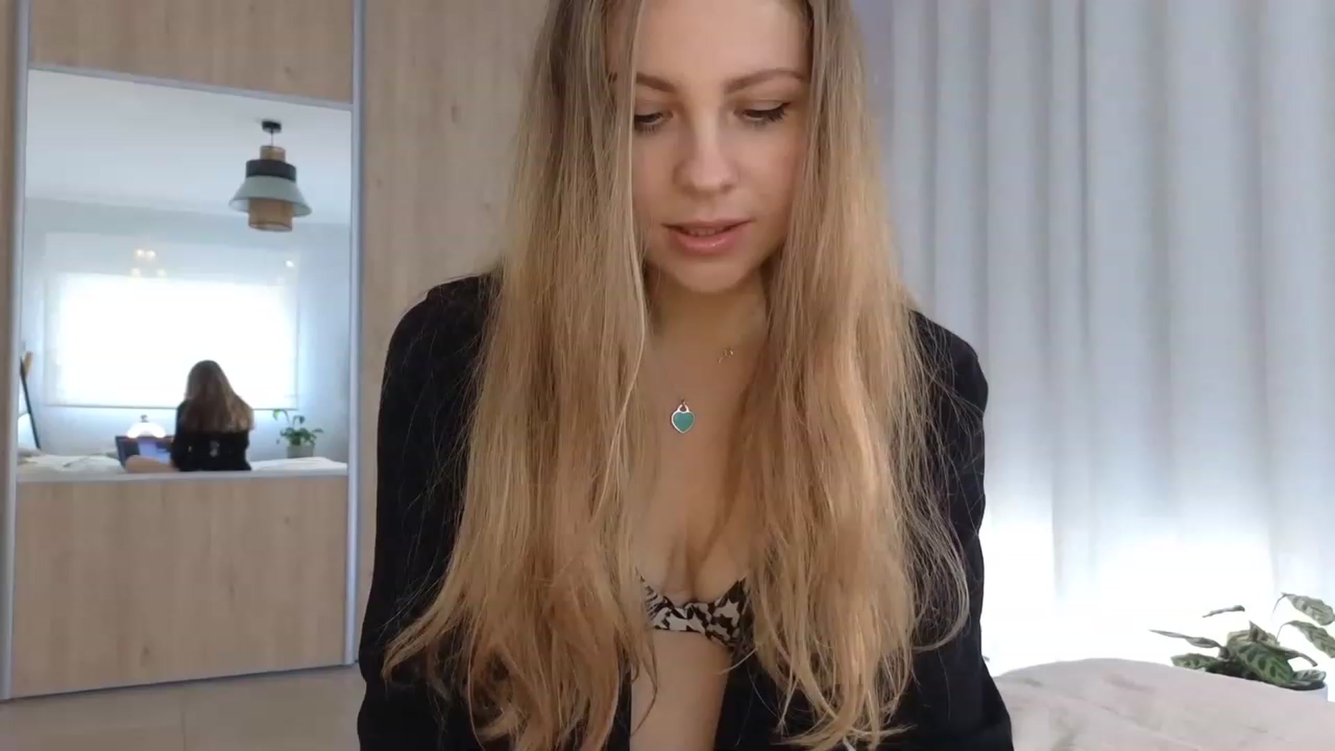 Gallery image thumbnail from ImKeira's myfreecams stream on, 05/21/2023, 10:23 image 2 of 20