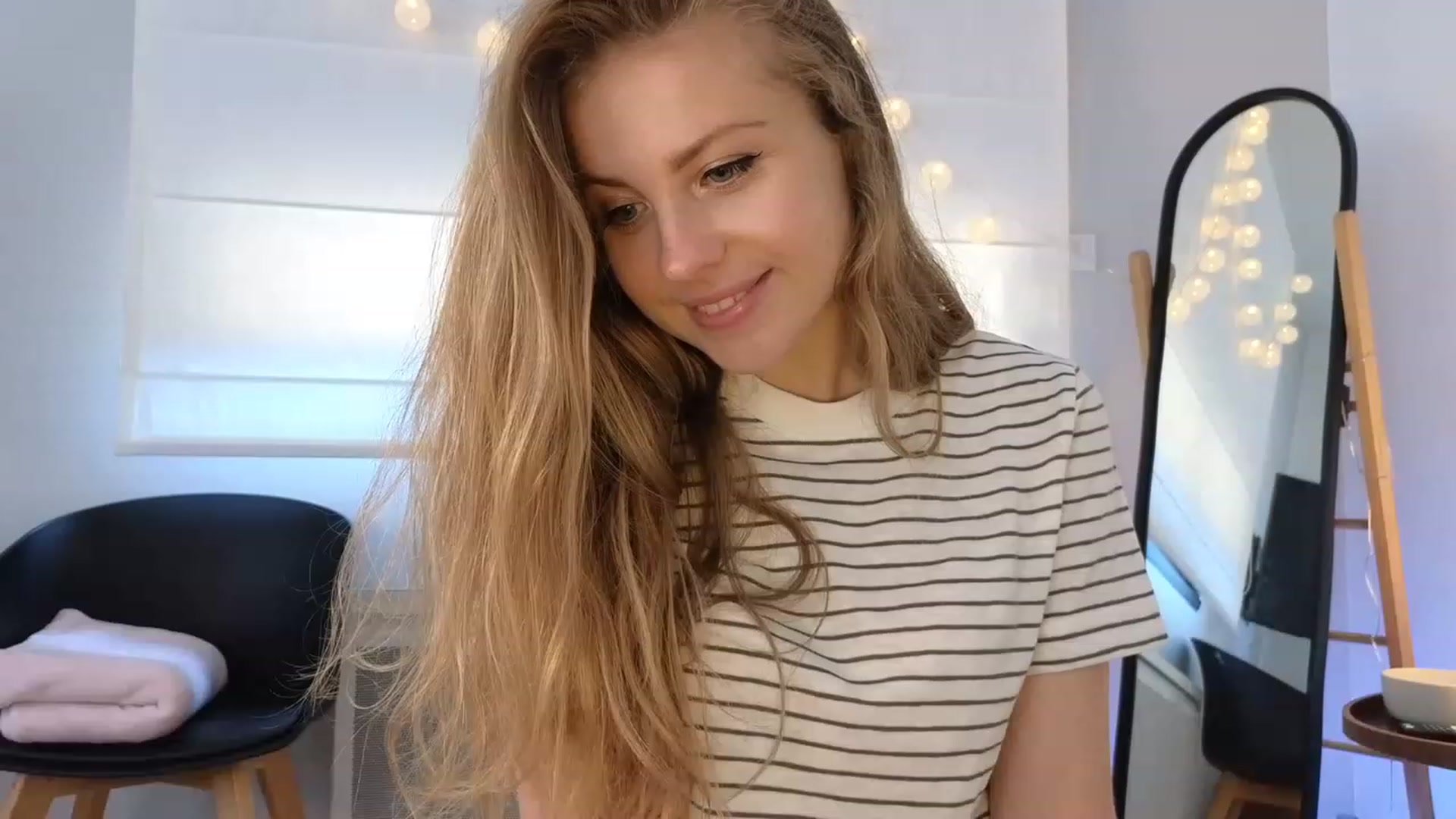 Gallery image thumbnail from ImKeira's myfreecams stream on, 06/02/2023, 09:18 image 2 of 20