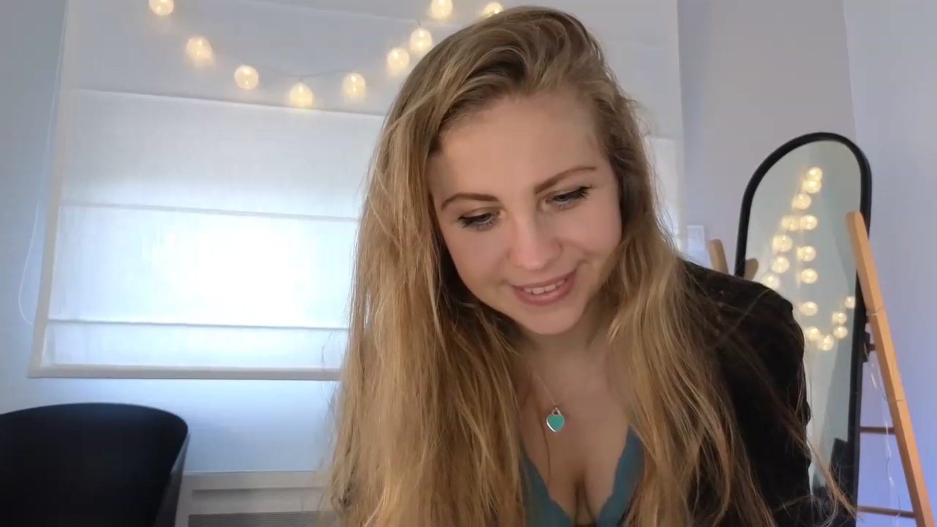 Gallery image thumbnail from ImKeira's myfreecams stream on, 06/04/2023, 18:22 image 9 of 20