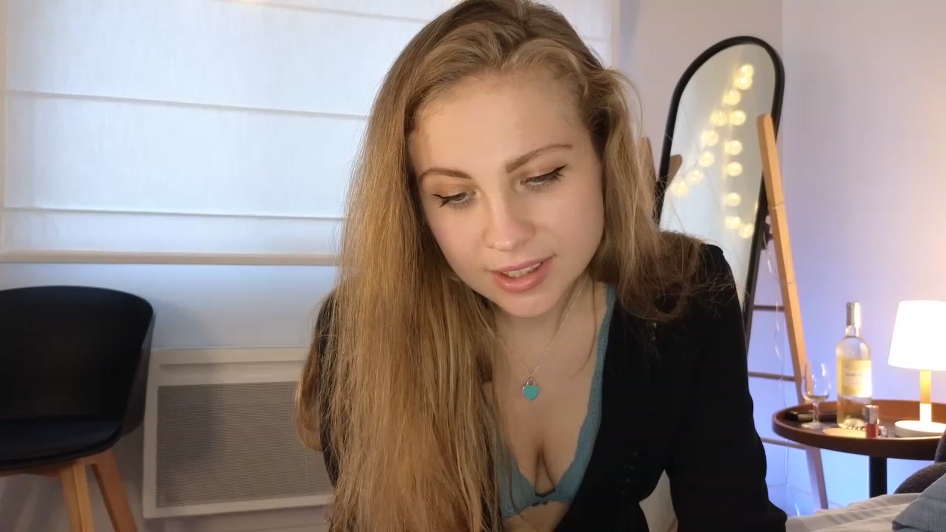 Gallery image thumbnail from ImKeira's myfreecams stream on, 06/04/2023, 18:22 image 4 of 20