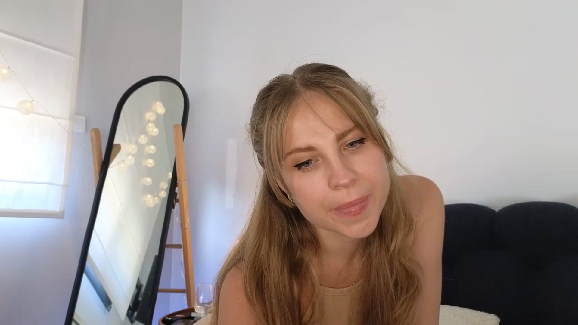 Gallery image thumbnail from ImKeira's myfreecams stream on, 07/06/2023, 17:27 image 3 of 20