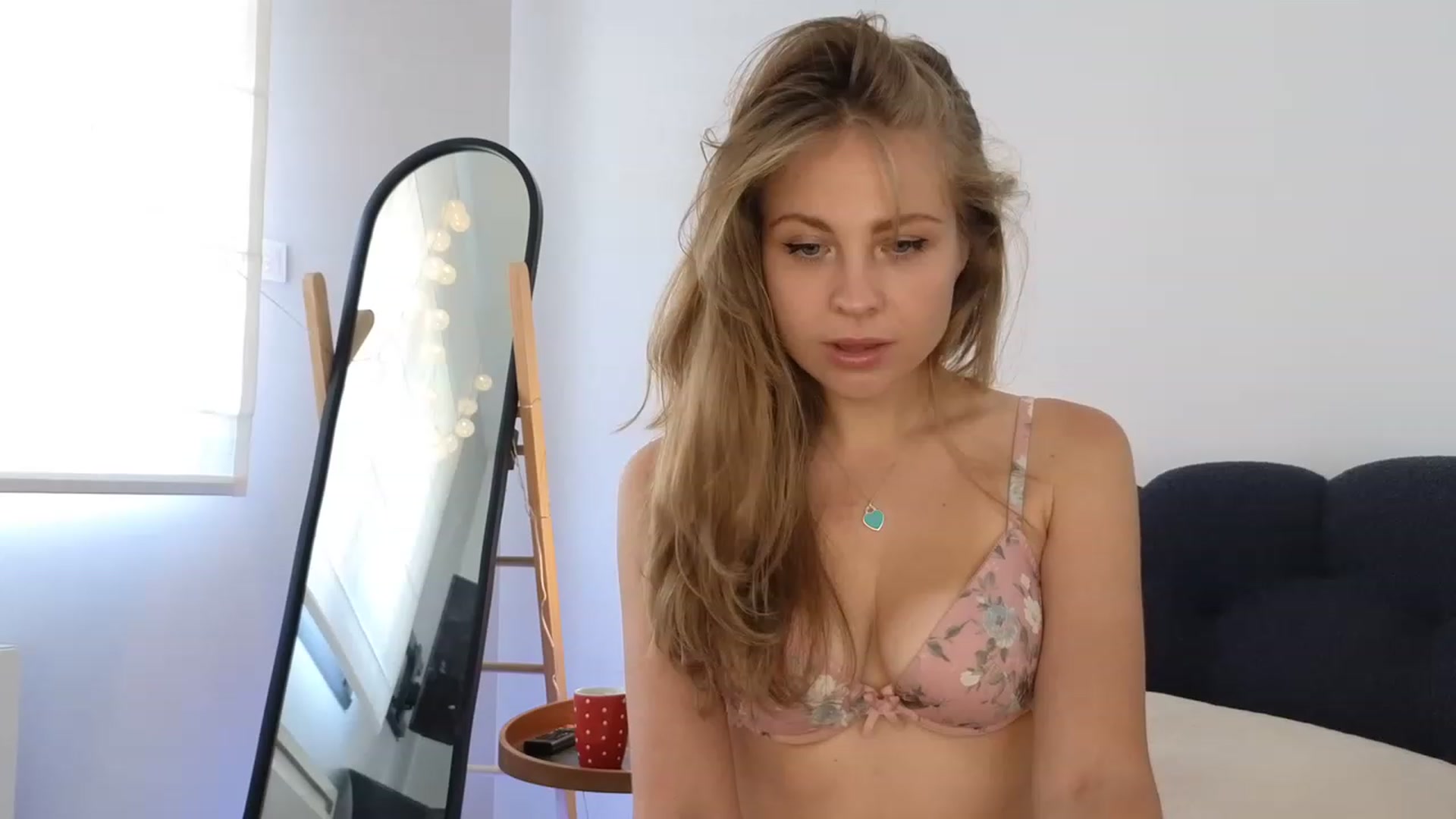 Gallery image thumbnail from ImKeira's myfreecams stream on, 07/28/2023, 10:47 image 18 of 20