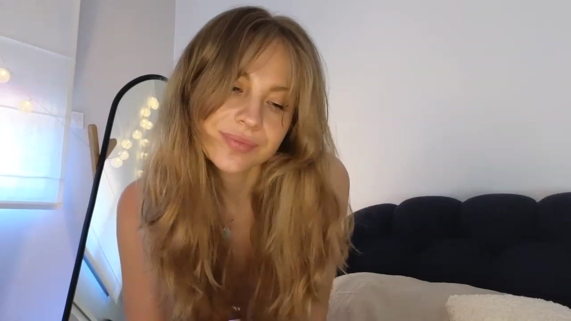 Gallery image thumbnail from ImKeira's myfreecams stream on, 07/29/2023, 10:26 image 17 of 20