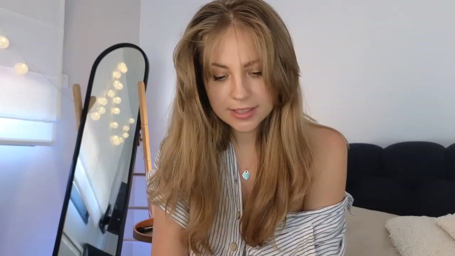 Gallery image thumbnail from ImKeira's myfreecams stream on, 07/30/2023, 12:23 image 18 of 20