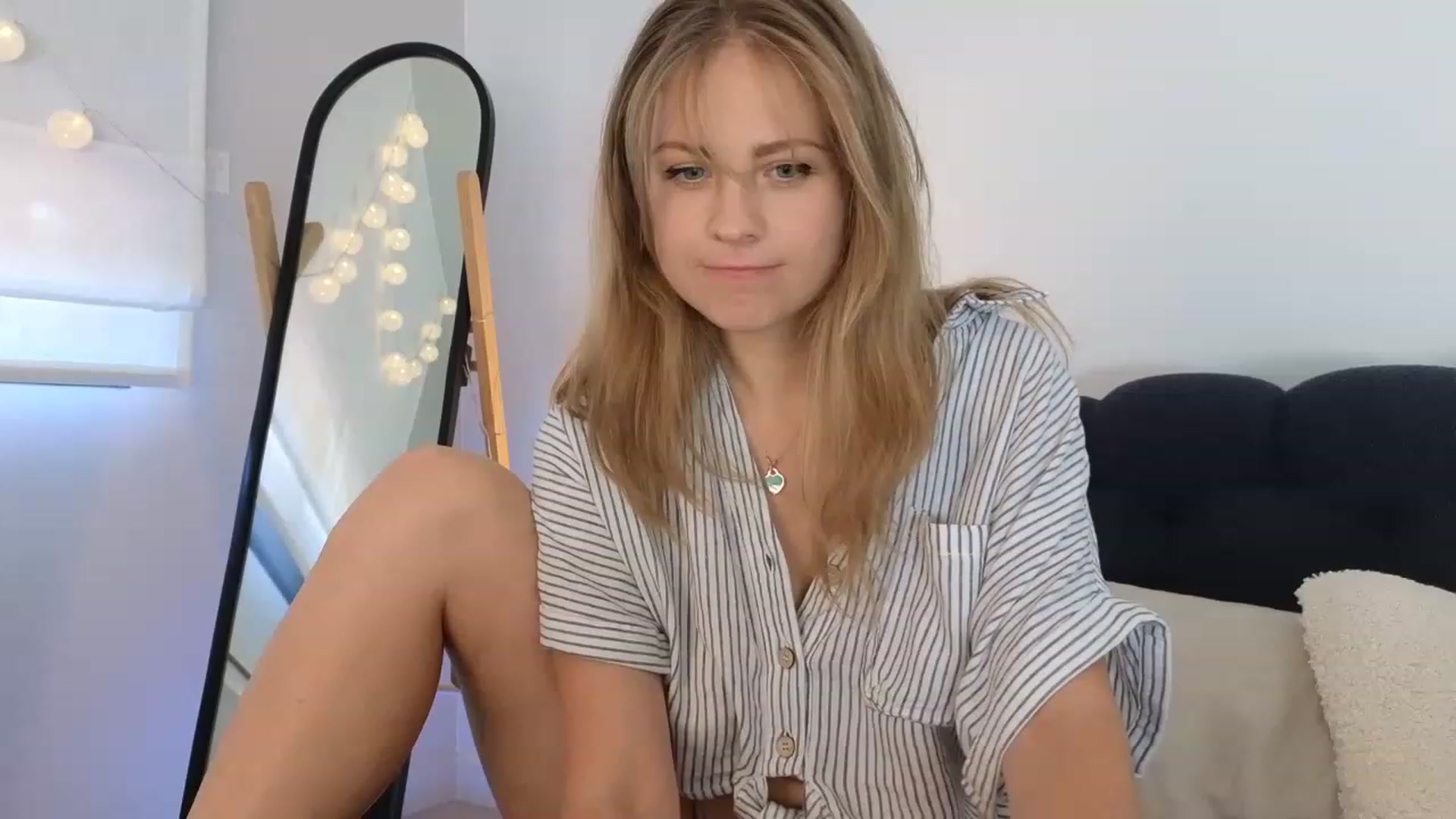 Gallery image thumbnail from ImKeira's myfreecams stream on, 07/30/2023, 15:06 image 9 of 20