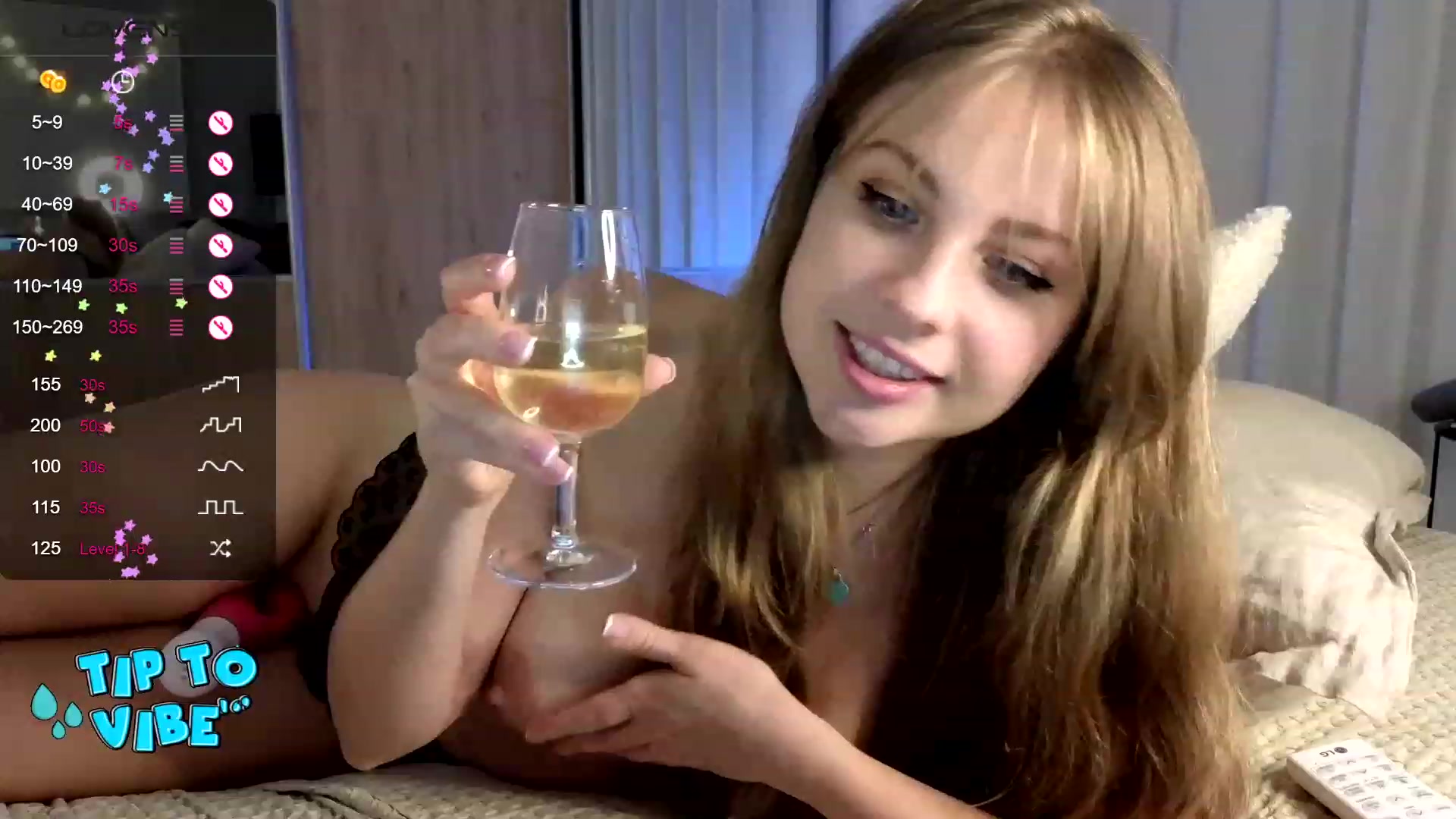 Gallery image thumbnail from ImKeira's myfreecams stream on, 08/20/2023, 19:32 image 17 of 20