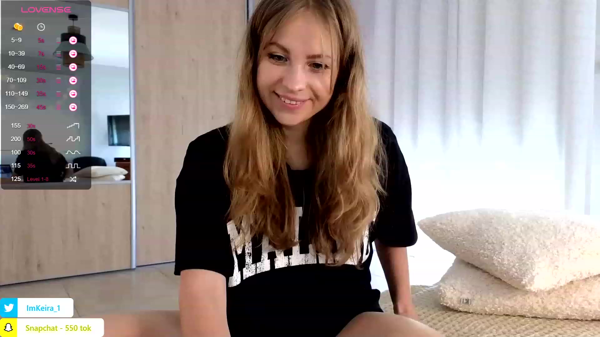 Gallery image thumbnail from ImKeira's myfreecams stream on, 08/27/2023, 11:47 image 3 of 20