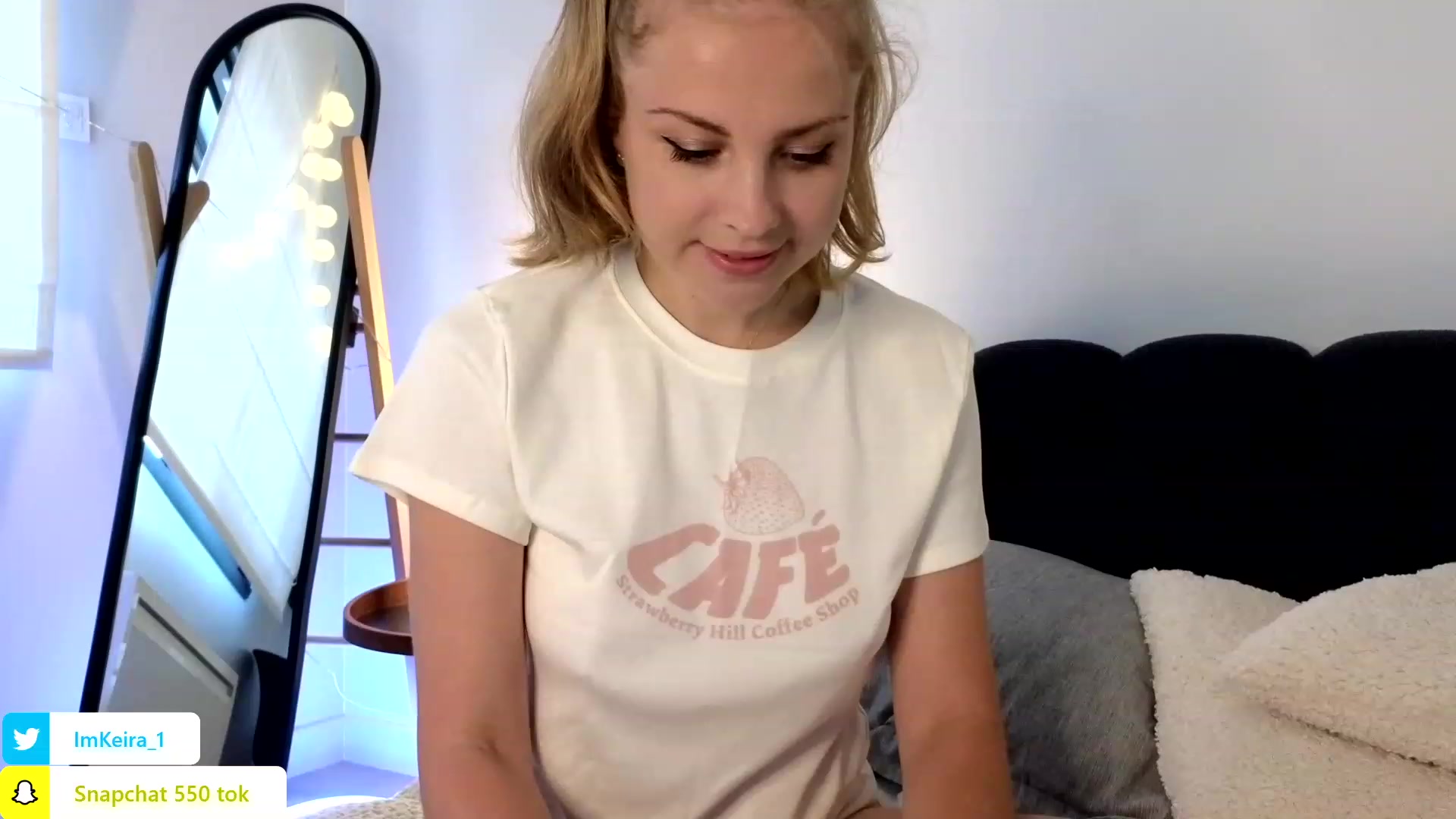 Gallery image thumbnail from ImKeira's myfreecams stream on, 09/20/2023, 18:03 image 13 of 20