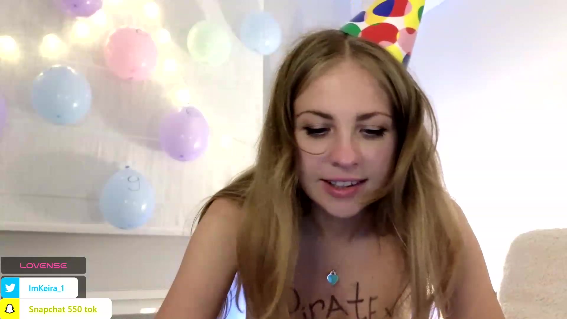 Gallery image thumbnail from ImKeira's myfreecams stream on, 10/06/2023, 21:07 image 13 of 20