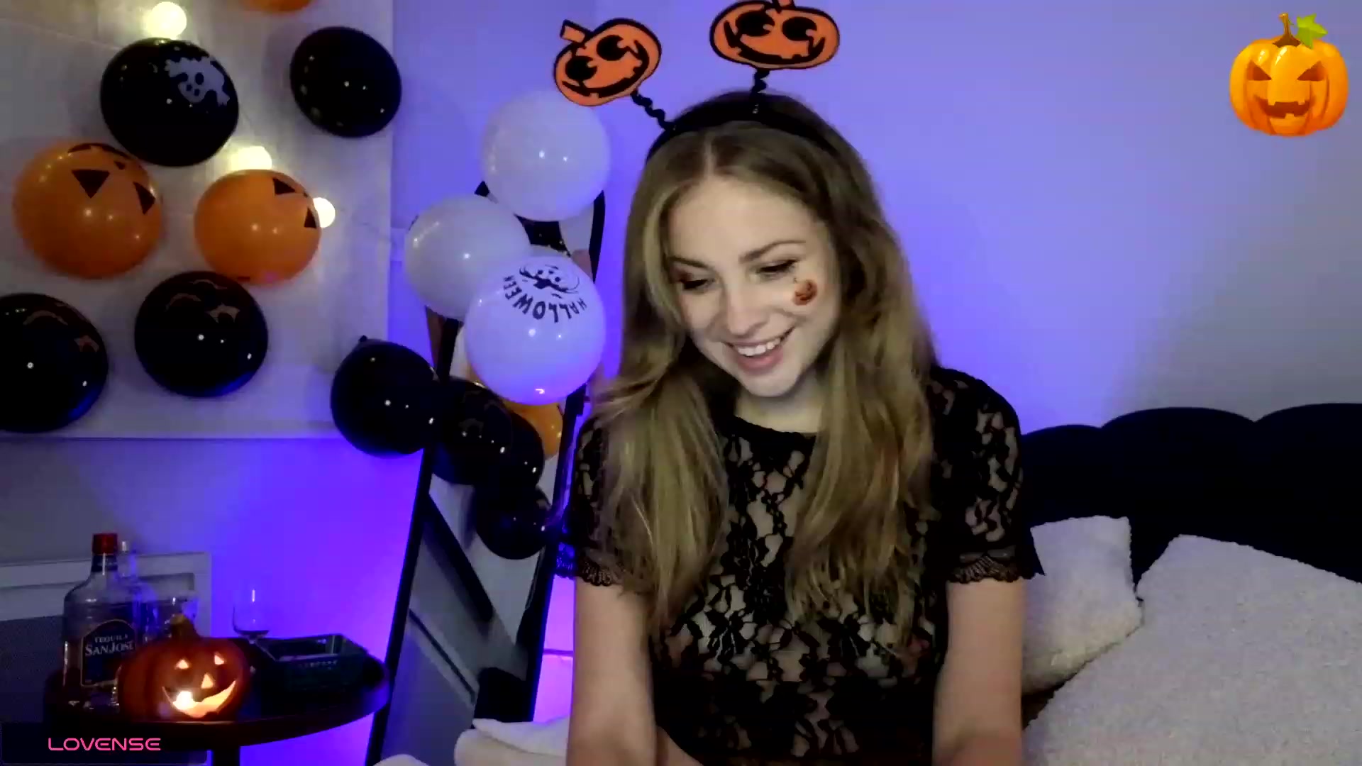 Gallery image thumbnail from ImKeira's myfreecams stream on, 10/30/2023, 18:10 image 1 of 20