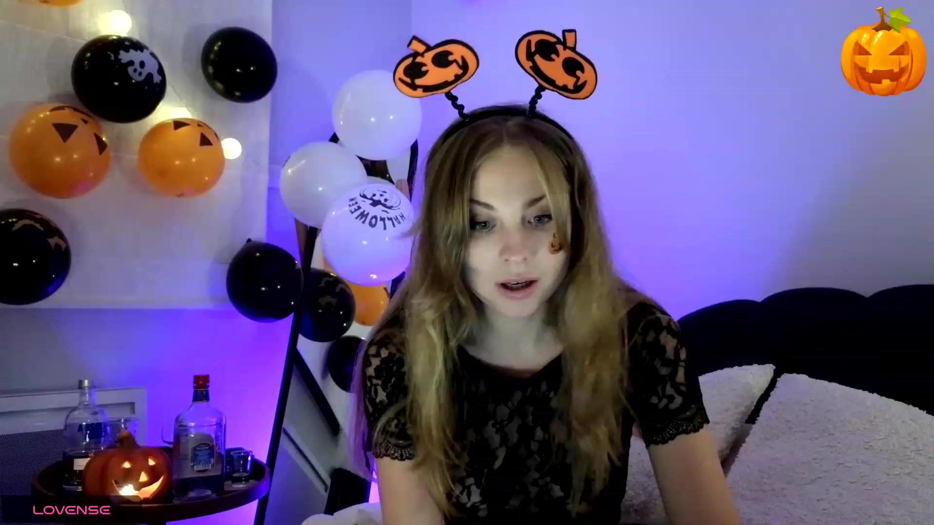 Gallery image thumbnail from ImKeira's myfreecams stream on, 10/30/2023, 18:10 image 15 of 20