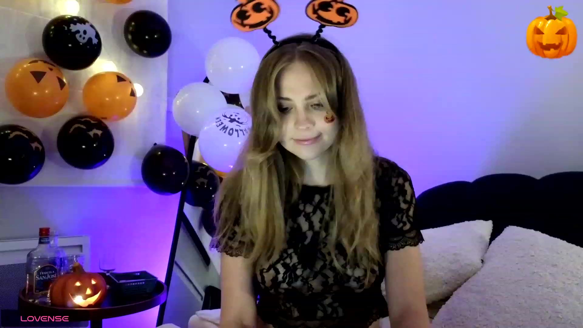 Gallery image thumbnail from ImKeira's myfreecams stream on, 10/30/2023, 18:10 image 6 of 20