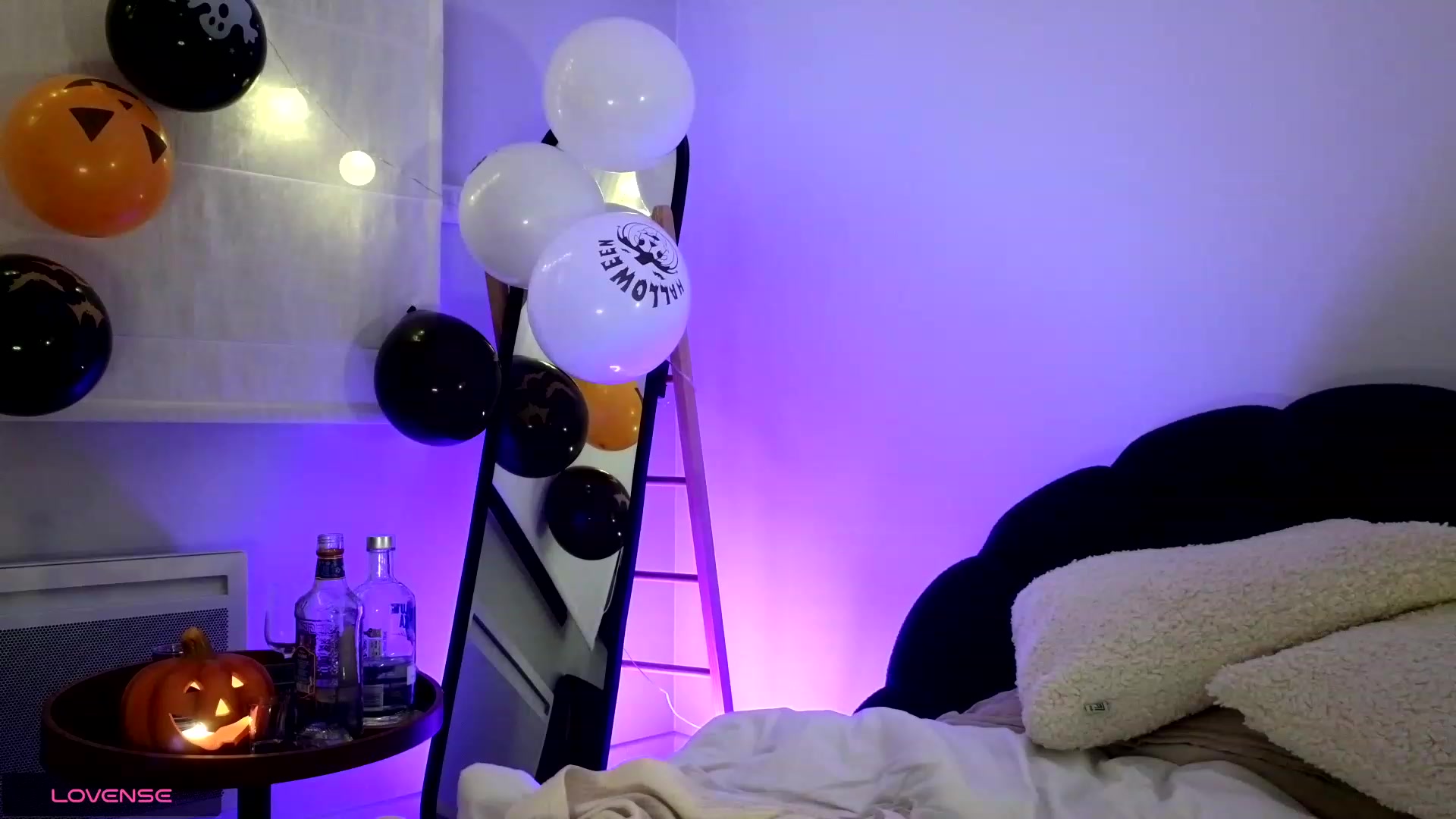 Gallery image thumbnail from ImKeira's myfreecams stream on, 10/30/2023, 20:43 image 7 of 20