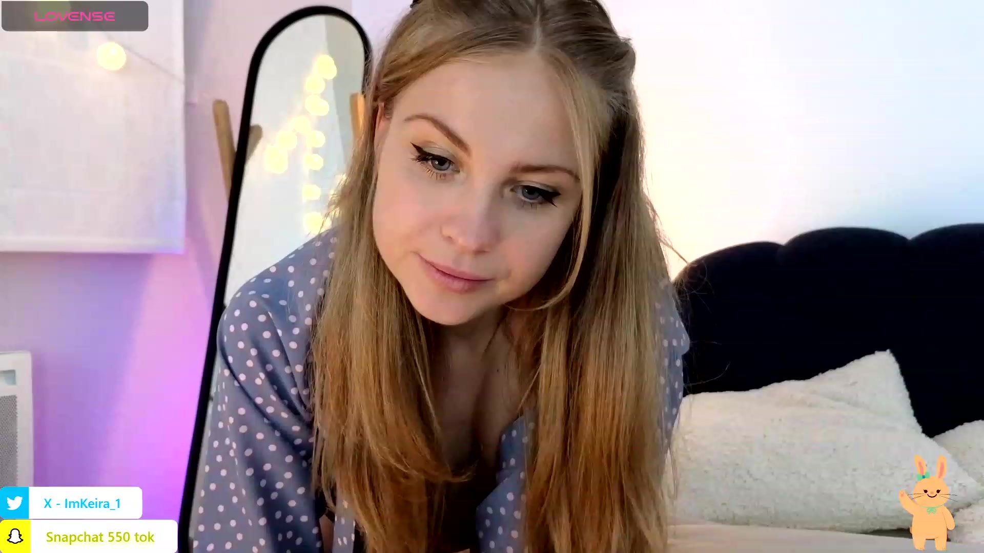 Gallery image thumbnail from ImKeira's myfreecams stream on, 11/05/2023, 13:32 image 12 of 20