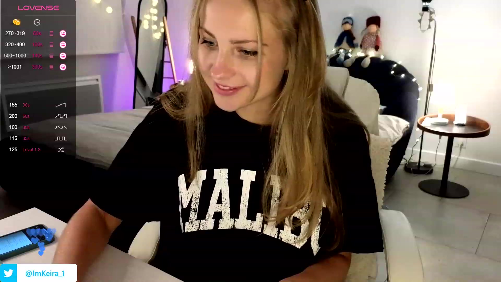 Gallery image thumbnail from ImKeira's myfreecams stream on, 12/01/2023, 17:58 image 13 of 20