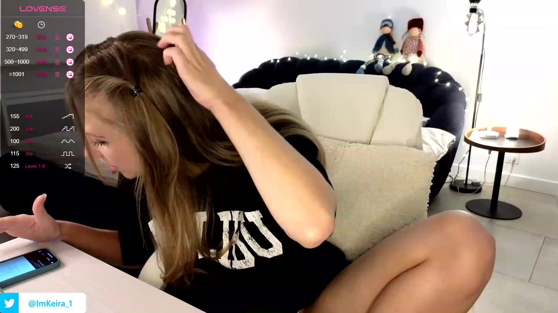 Gallery image thumbnail from ImKeira's myfreecams stream on, 12/01/2023, 17:58 image 8 of 20