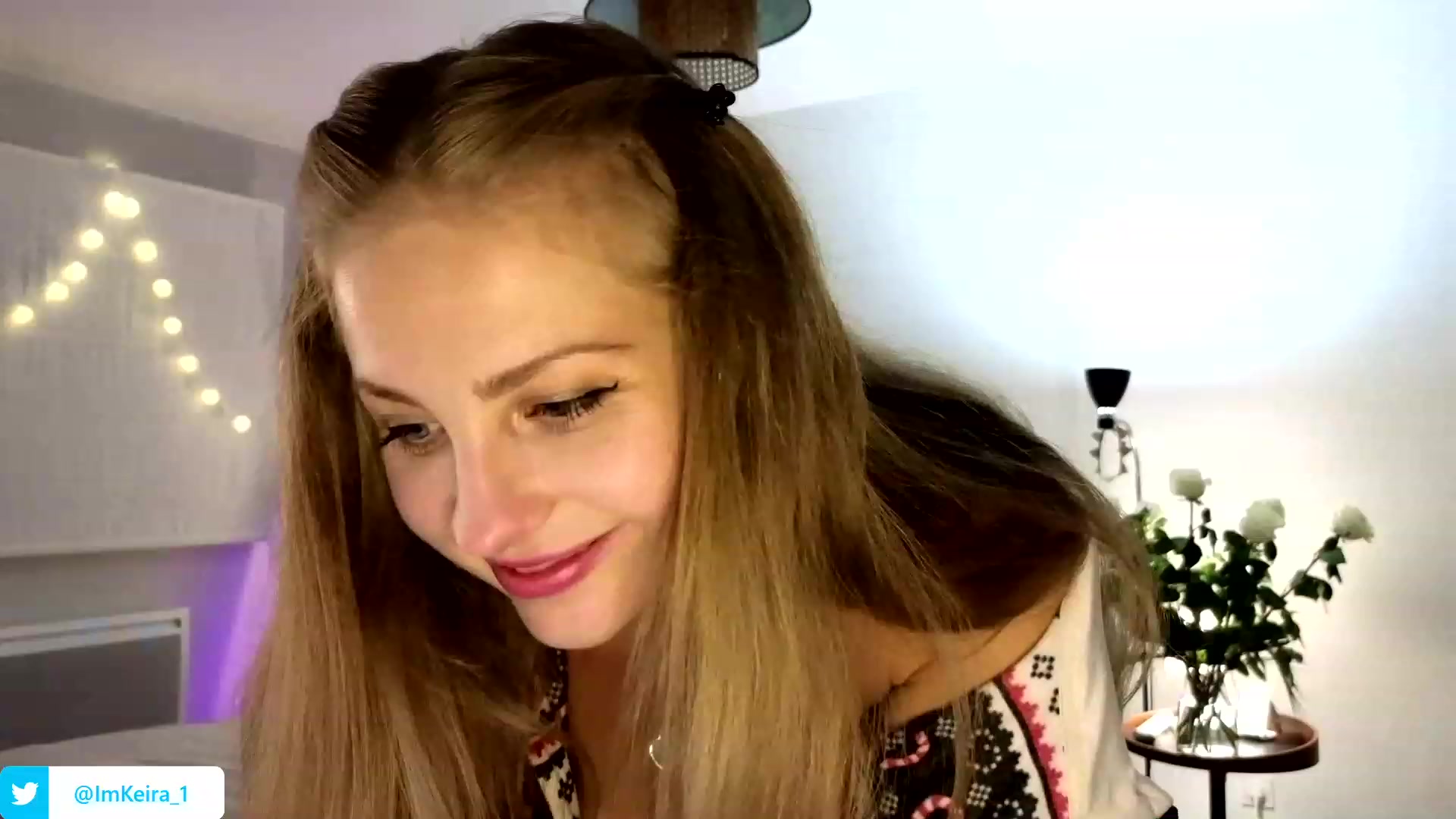 Gallery image thumbnail from ImKeira's myfreecams stream on, 12/05/2023, 23:14 image 12 of 20