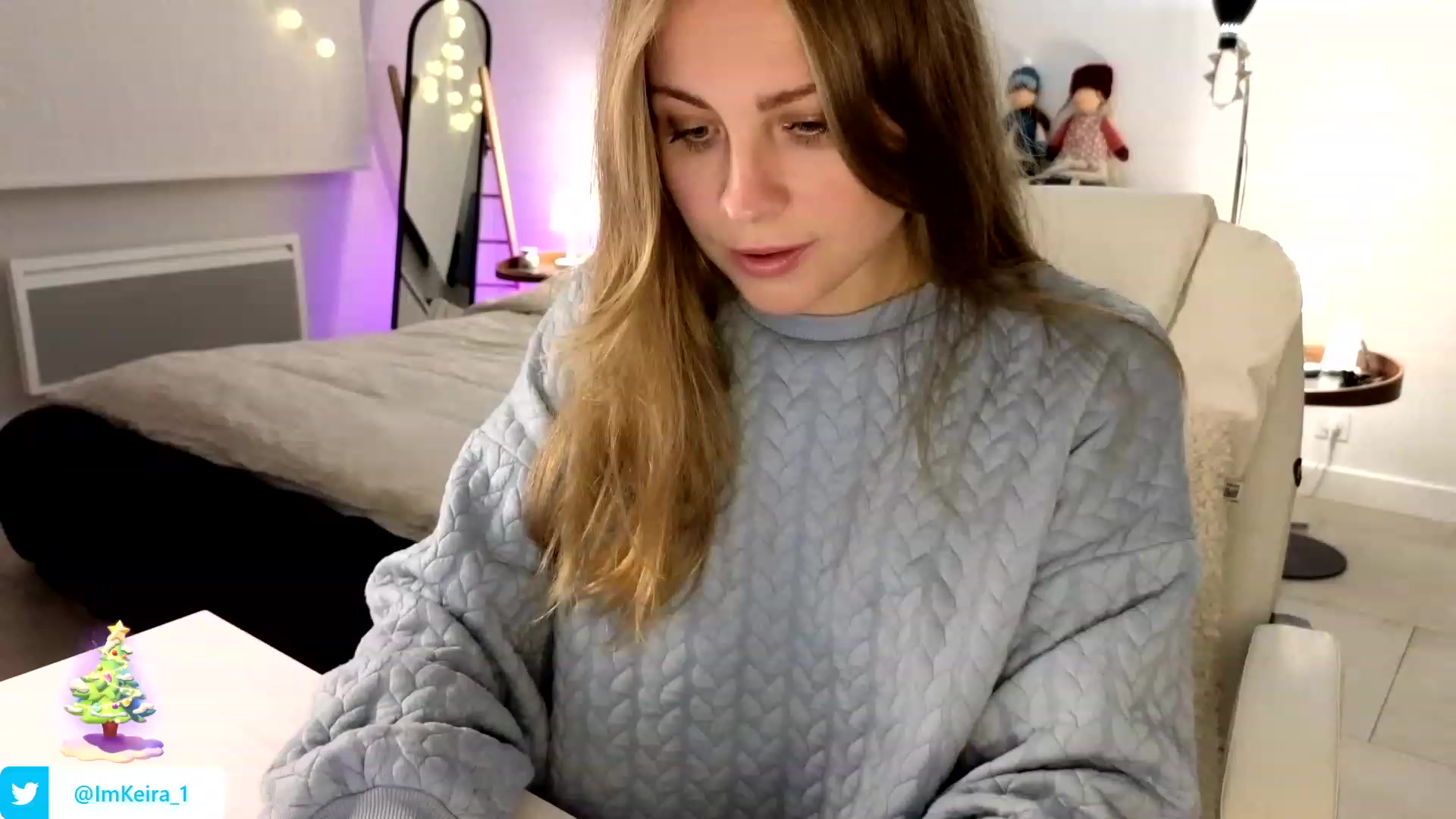 Gallery image thumbnail from ImKeira's myfreecams stream on, 12/12/2023, 19:13 image 19 of 20