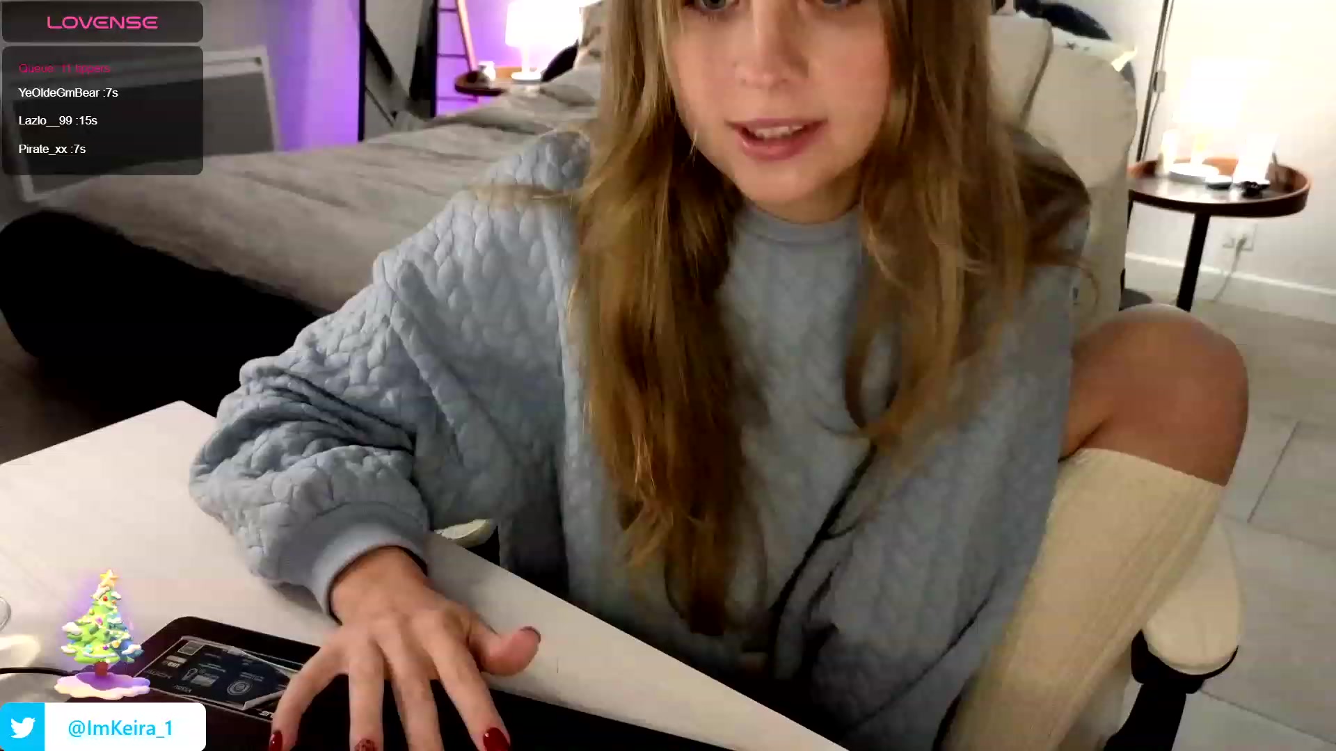 Gallery image thumbnail from ImKeira's myfreecams stream on, 12/12/2023, 20:59 image 3 of 20
