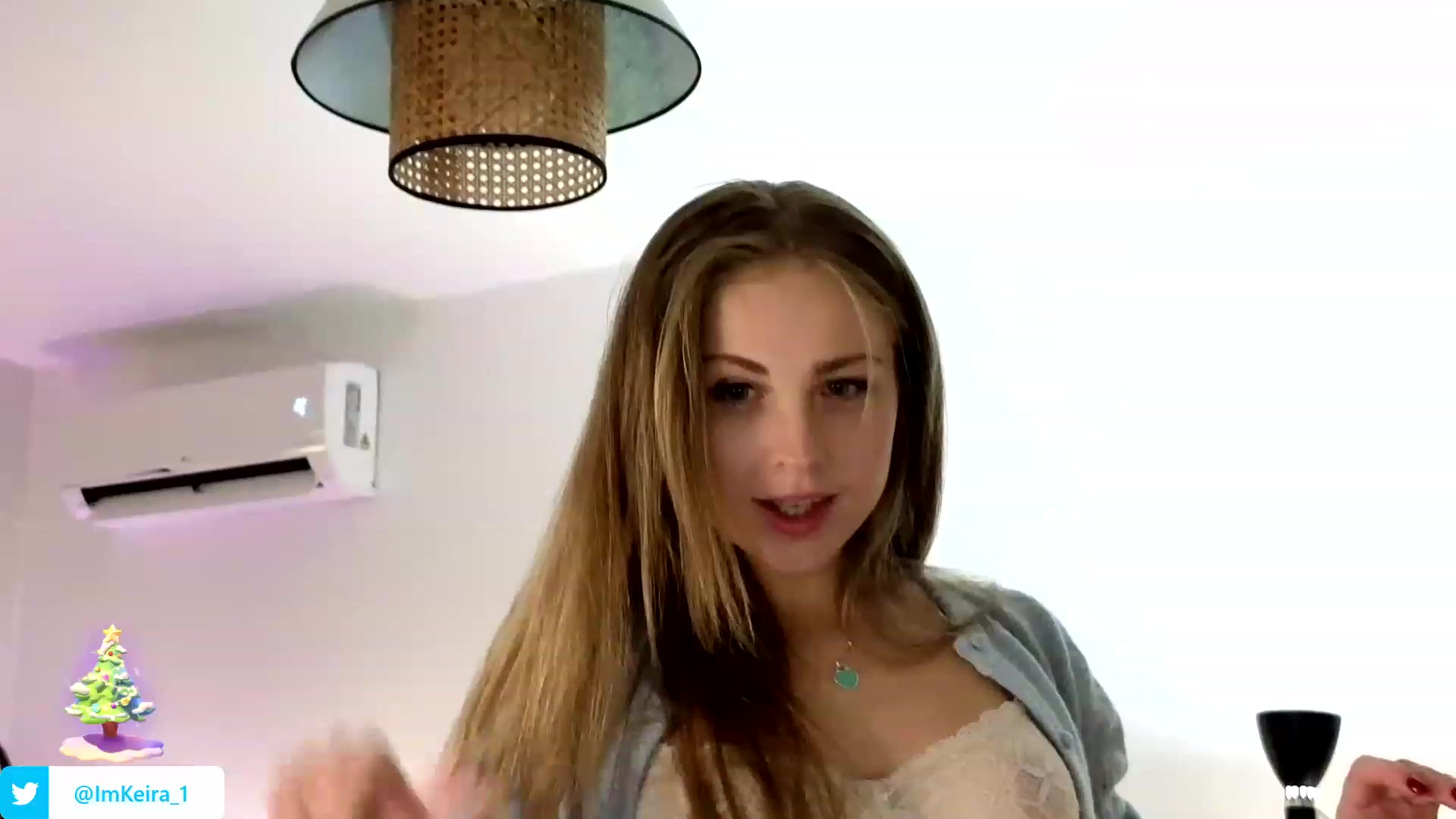 Gallery image thumbnail from ImKeira's myfreecams stream on, 12/26/2023, 19:38 image 20 of 20