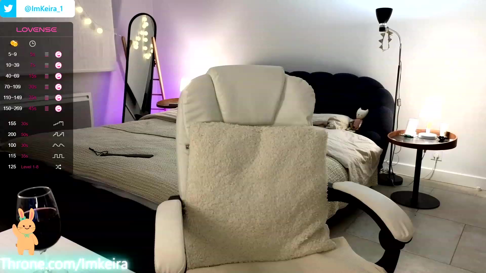 Gallery image thumbnail from ImKeira's myfreecams stream on, 01/12/2024, 22:20 image 15 of 20