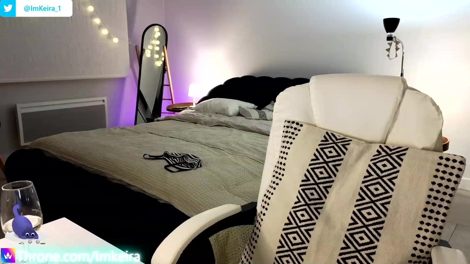 Gallery image thumbnail from ImKeira's myfreecams stream on, 01/19/2024, 23:13 image 10 of 20