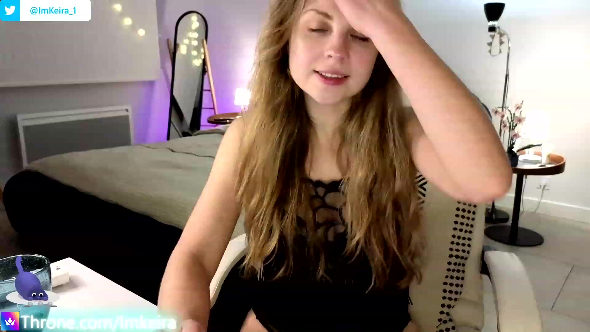 Gallery image thumbnail from ImKeira's myfreecams stream on, 01/20/2024, 22:23 image 2 of 20