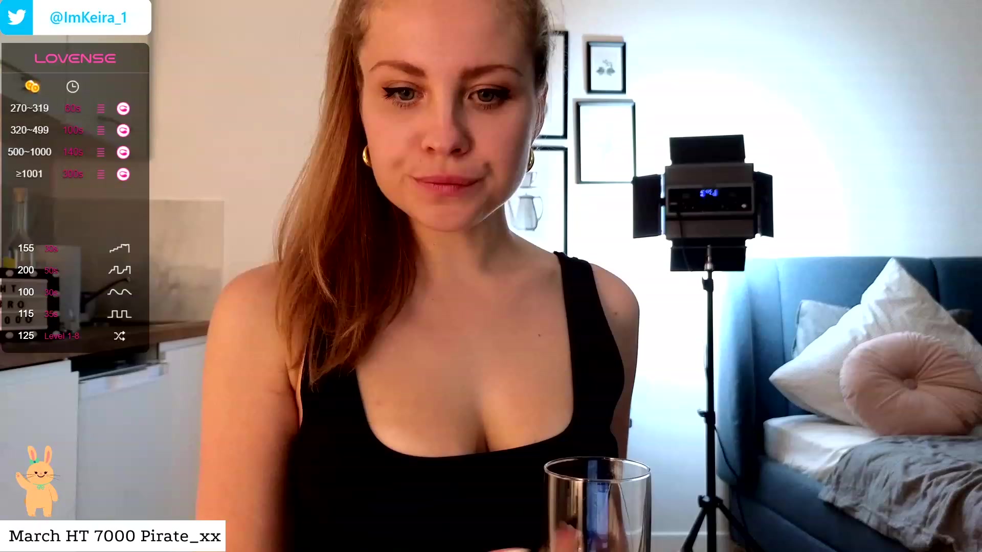 Gallery image thumbnail from ImKeira's myfreecams stream on, 03/16/2024, 22:21 image 3 of 20