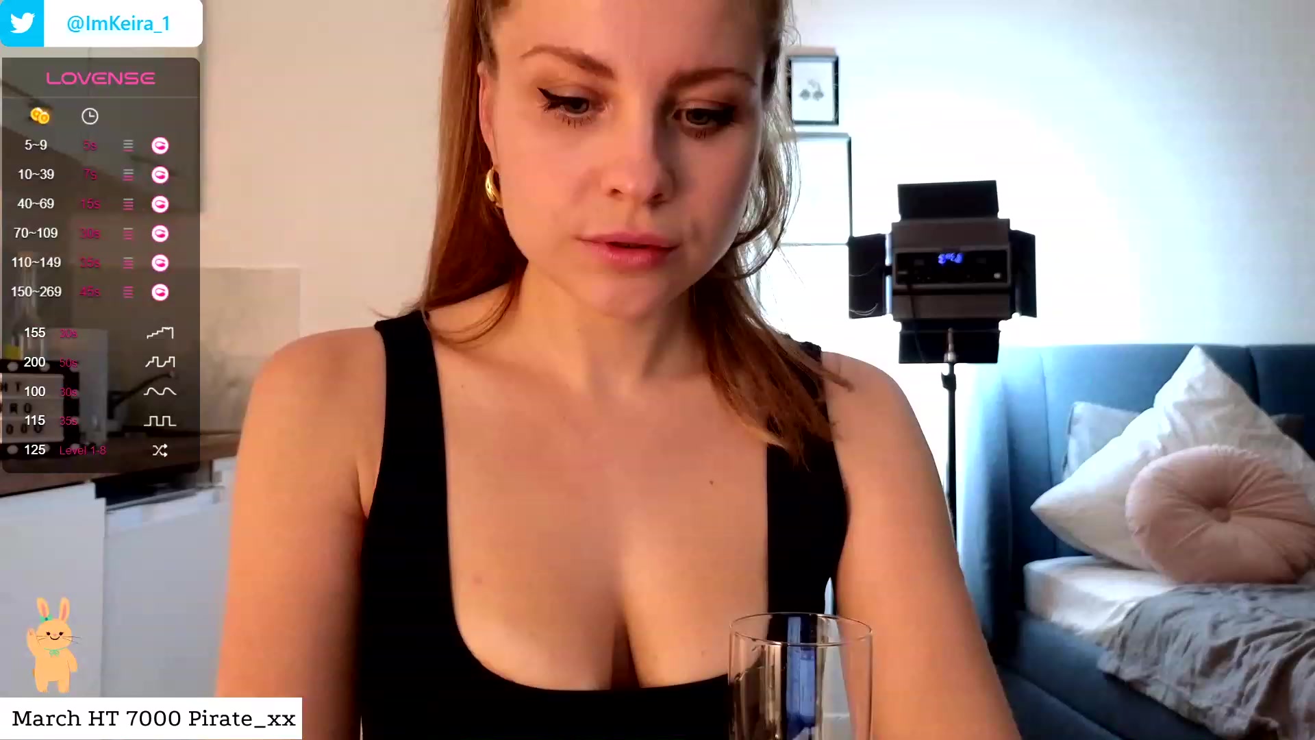 Gallery image thumbnail from ImKeira's myfreecams stream on, 03/16/2024, 22:21 image 4 of 20