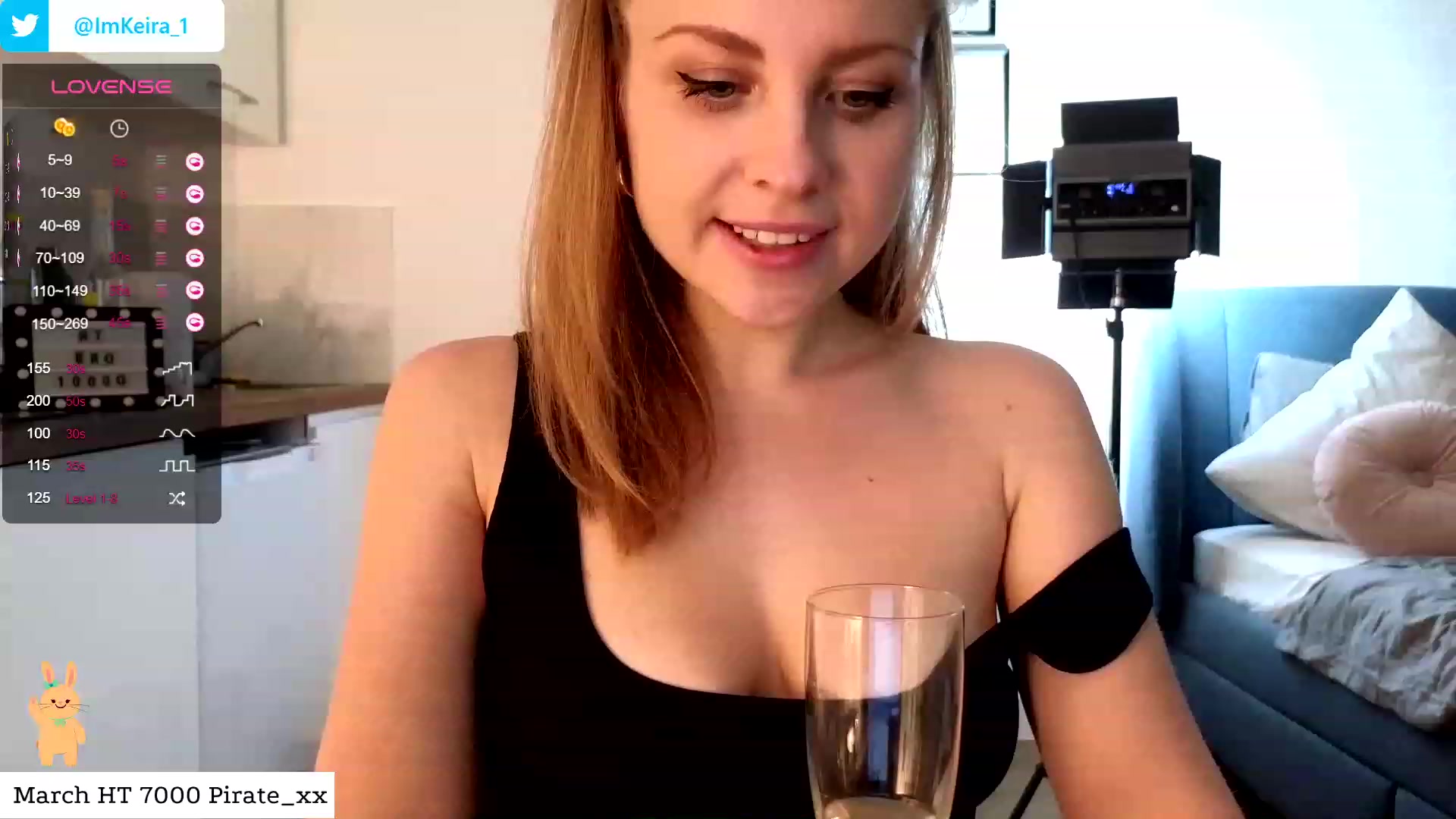 Gallery image thumbnail from ImKeira's myfreecams stream on, 03/16/2024, 22:21 image 7 of 20