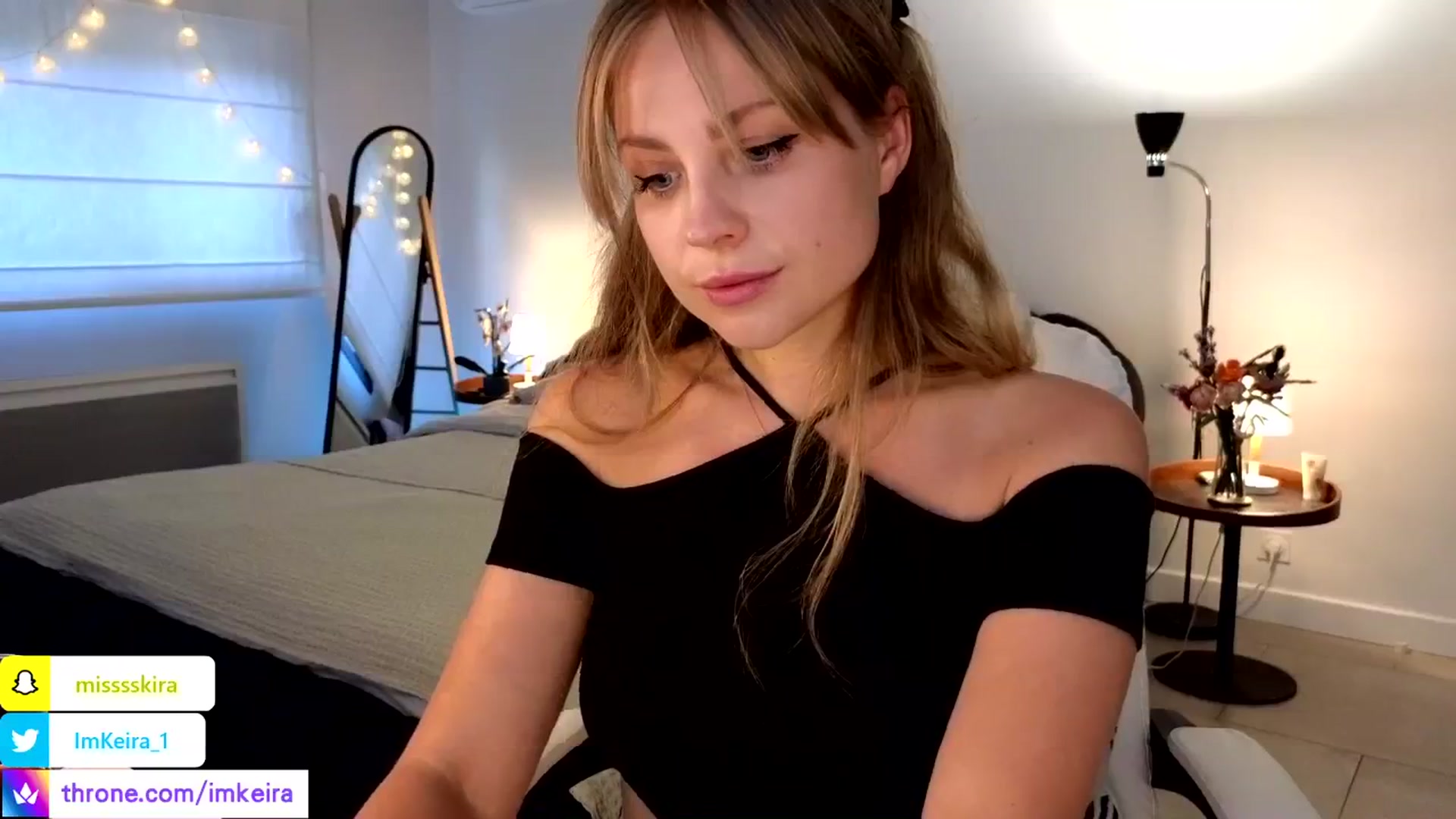 Gallery image thumbnail from ImKeira's myfreecams stream on, 04/23/2024, 18:23 image 15 of 20