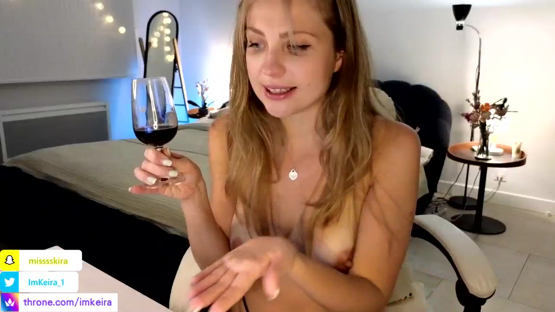 Gallery image thumbnail from ImKeira's myfreecams stream on, 04/23/2024, 20:10 image 19 of 20