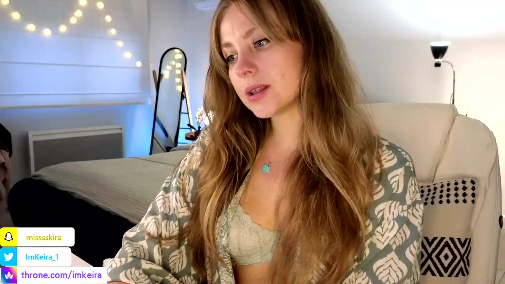 Gallery image thumbnail from ImKeira's myfreecams stream on, 05/01/2024, 19:08 image 17 of 20