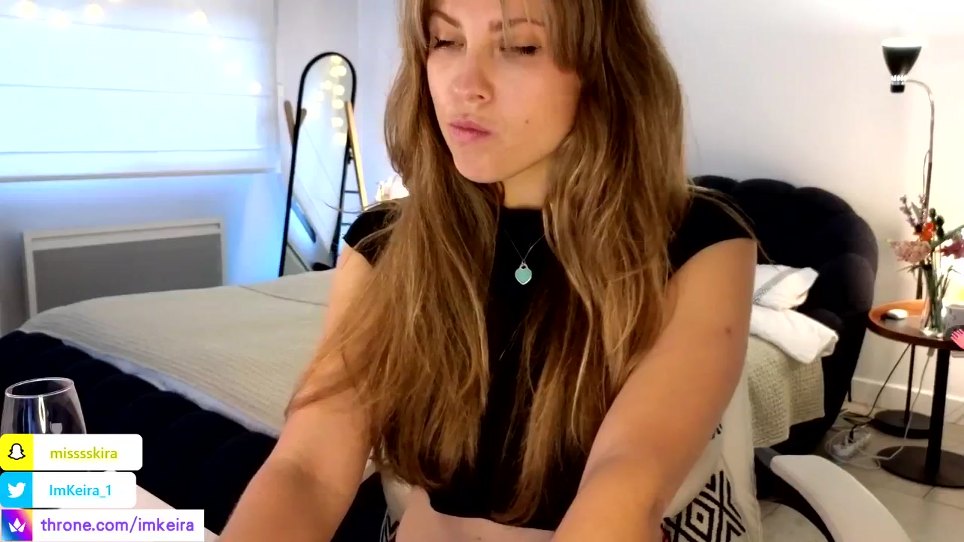 Gallery image thumbnail from ImKeira's myfreecams stream on, 05/02/2024, 20:14 image 12 of 20