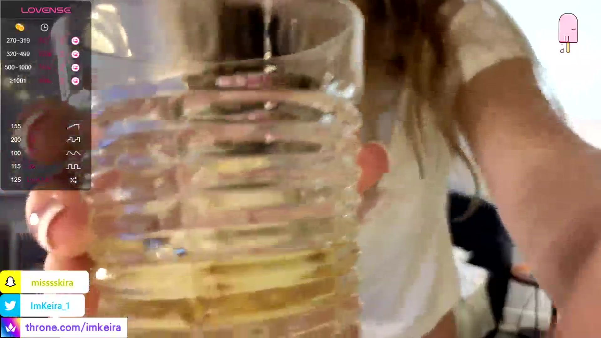 Gallery image thumbnail from ImKeira's myfreecams stream on, 05/05/2024, 19:25 image 14 of 20