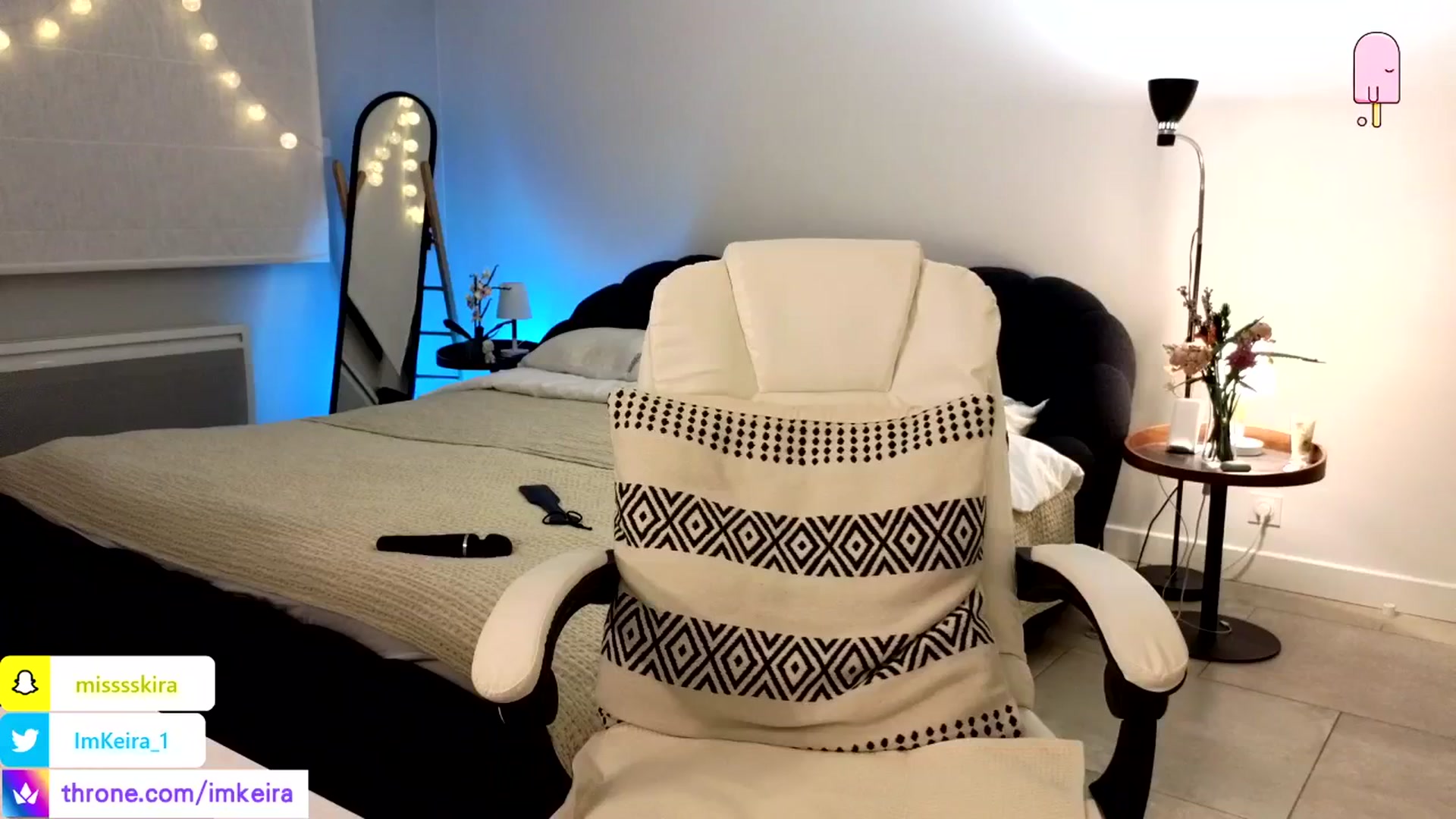 Gallery image thumbnail from ImKeira's myfreecams stream on, 05/07/2024, 19:42 image 19 of 20