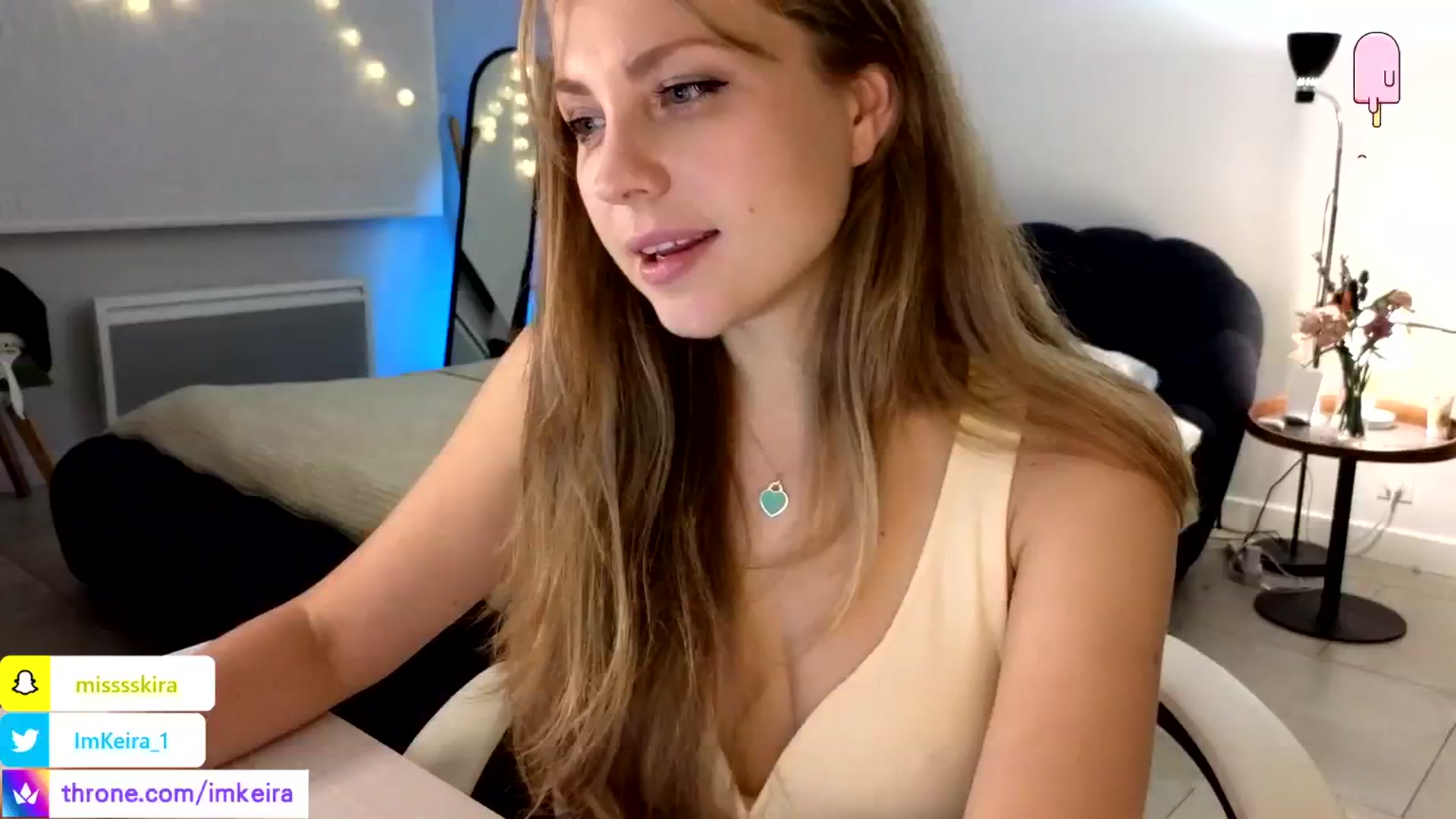 Gallery image thumbnail from ImKeira's myfreecams stream on, 05/20/2024, 20:41 image 19 of 20