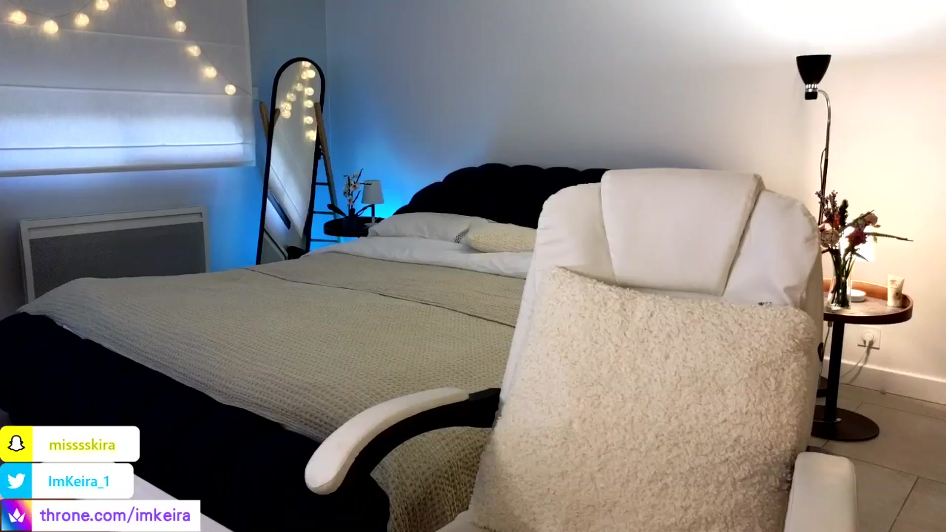 Gallery image thumbnail from ImKeira's myfreecams stream on, 05/22/2024, 19:25 image 2 of 20