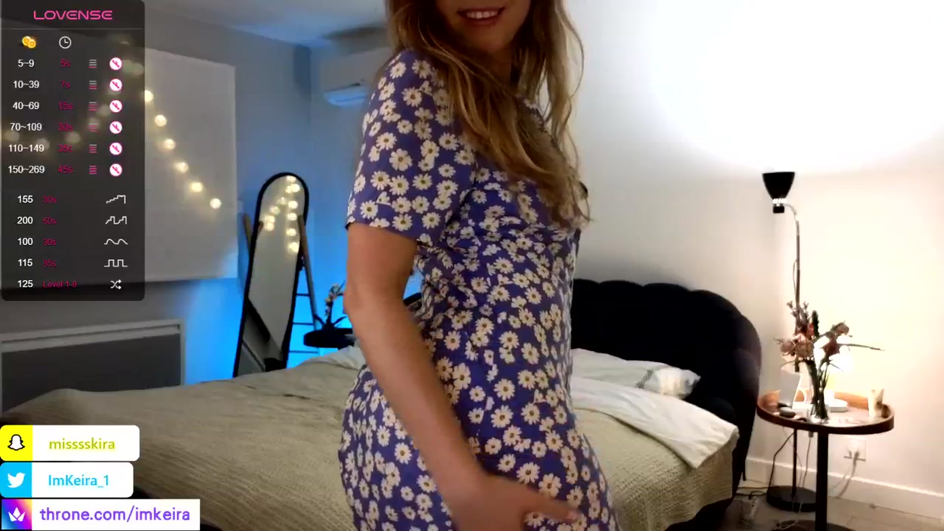 Gallery image thumbnail from ImKeira's myfreecams stream on, 05/25/2024, 20:40 image 10 of 20