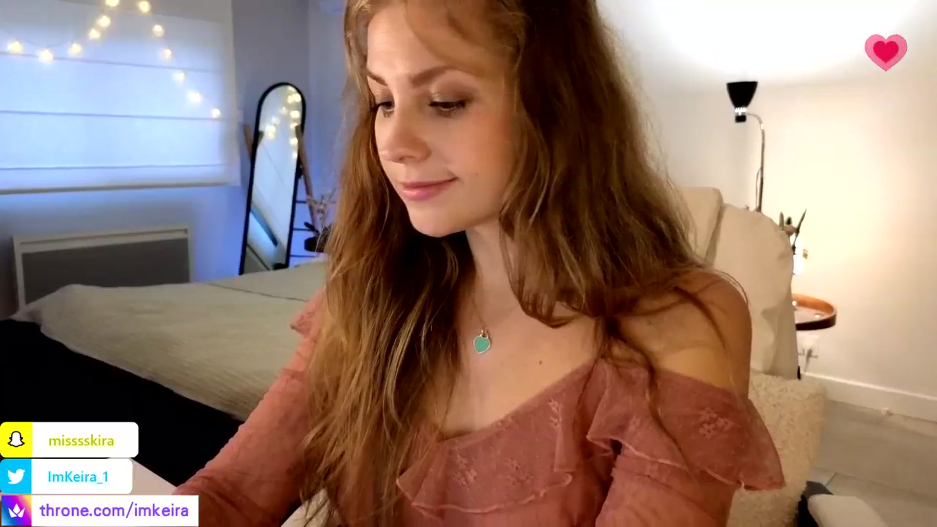 Gallery image thumbnail from ImKeira's myfreecams stream on, 05/29/2024, 18:55 image 15 of 20