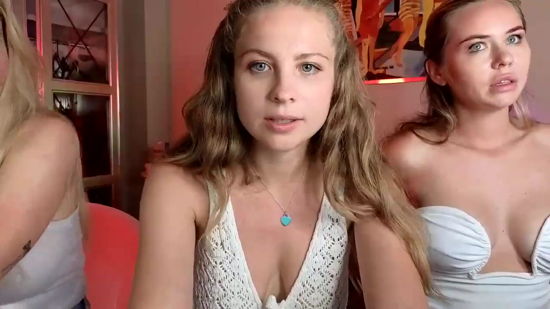 Gallery image thumbnail from ImKeira's myfreecams stream on, 07/14/2024, 20:17 image 11 of 20