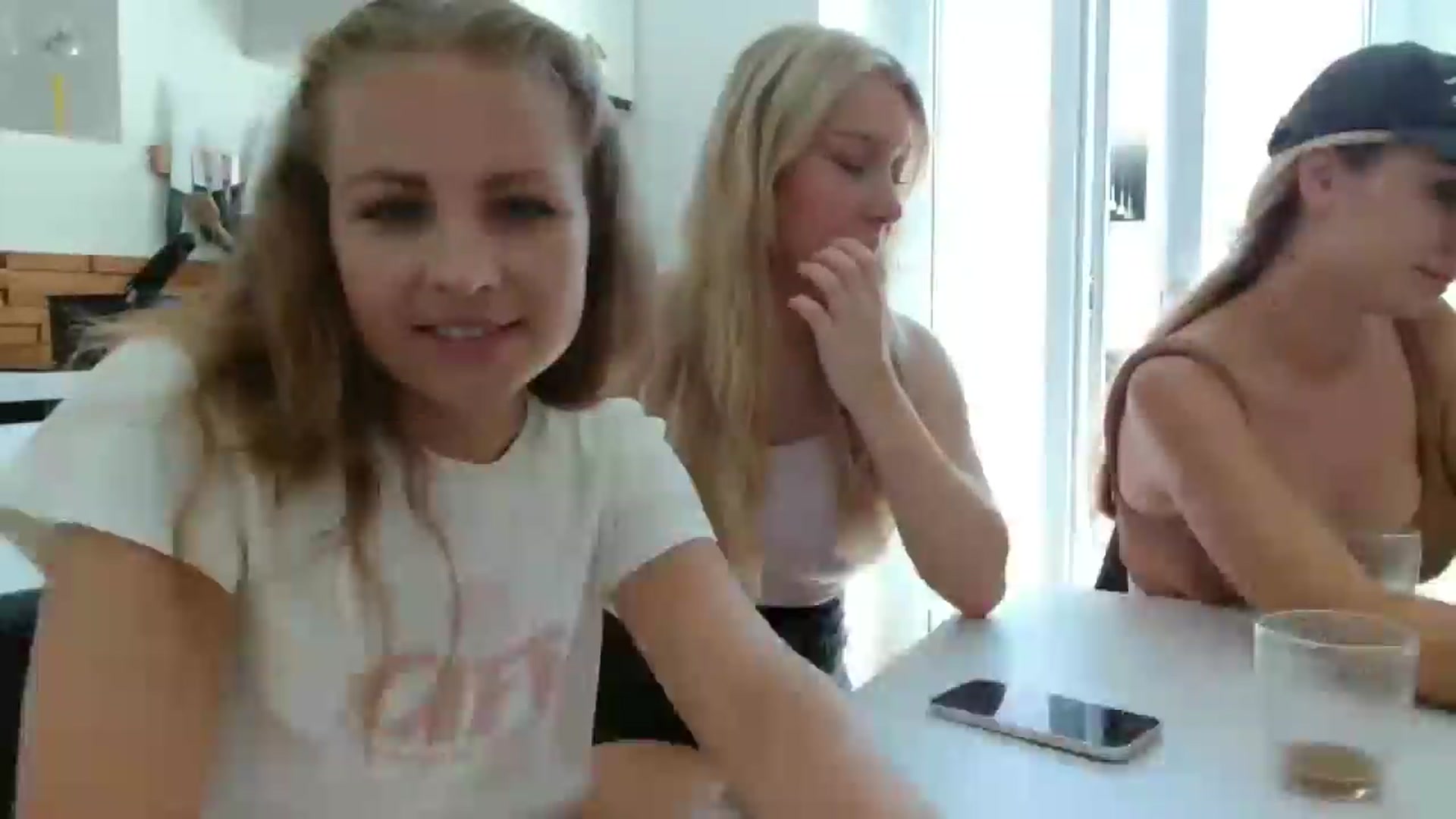 Gallery image thumbnail from ImKeira's myfreecams stream on, 07/15/2024, 10:12 image 13 of 20